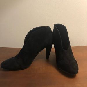 Vince Camuto black heel booties